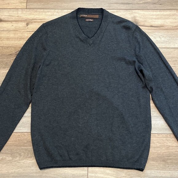 Men's Perry Ellis Sweater SZ Small Merino Wool Blend Gray Pullover V Neck - Picture 2 of 12